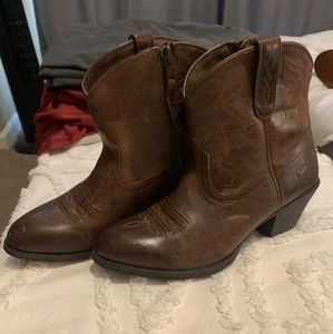 Ariat Darlin booties